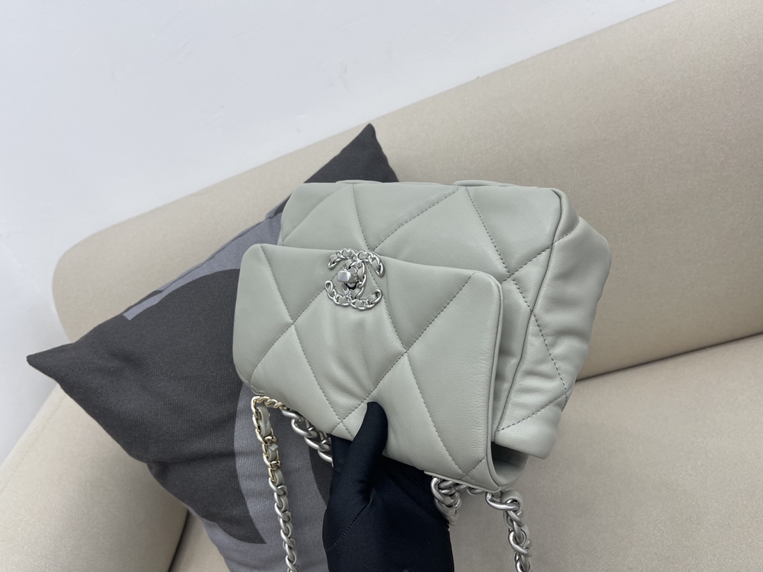 Lambskin 19 Handbag Flap Bag AS1160 Gray